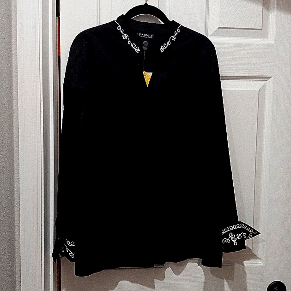 Women's  shirt, cotton, button down